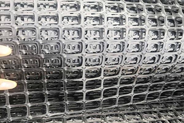 經編滌綸土工格柵在水泥路面的作用有哪些呢？  第3張