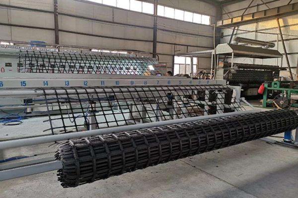在高速公路修建時(shí)鋪設(shè)鋼塑土工格柵能起到什么作用呢？  第2張